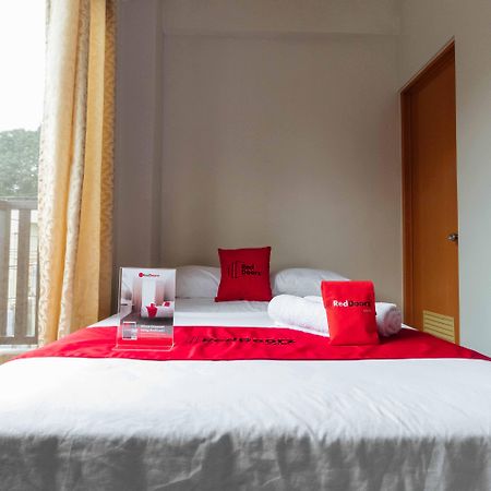מלון Paranaque City Reddoorz Near Naia Terminal 1 מראה חיצוני תמונה