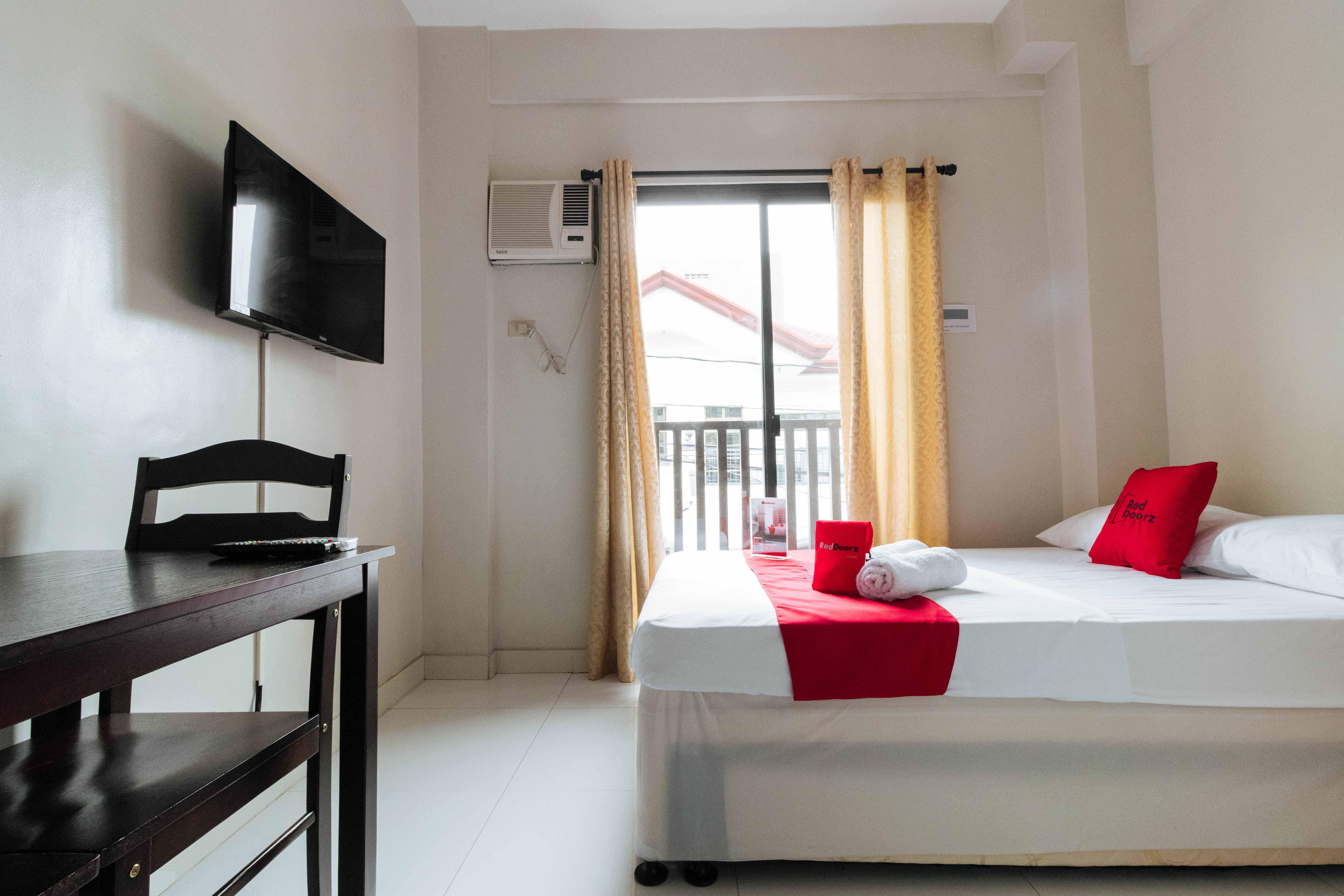 מלון Paranaque City Reddoorz Near Naia Terminal 1 מראה חיצוני תמונה