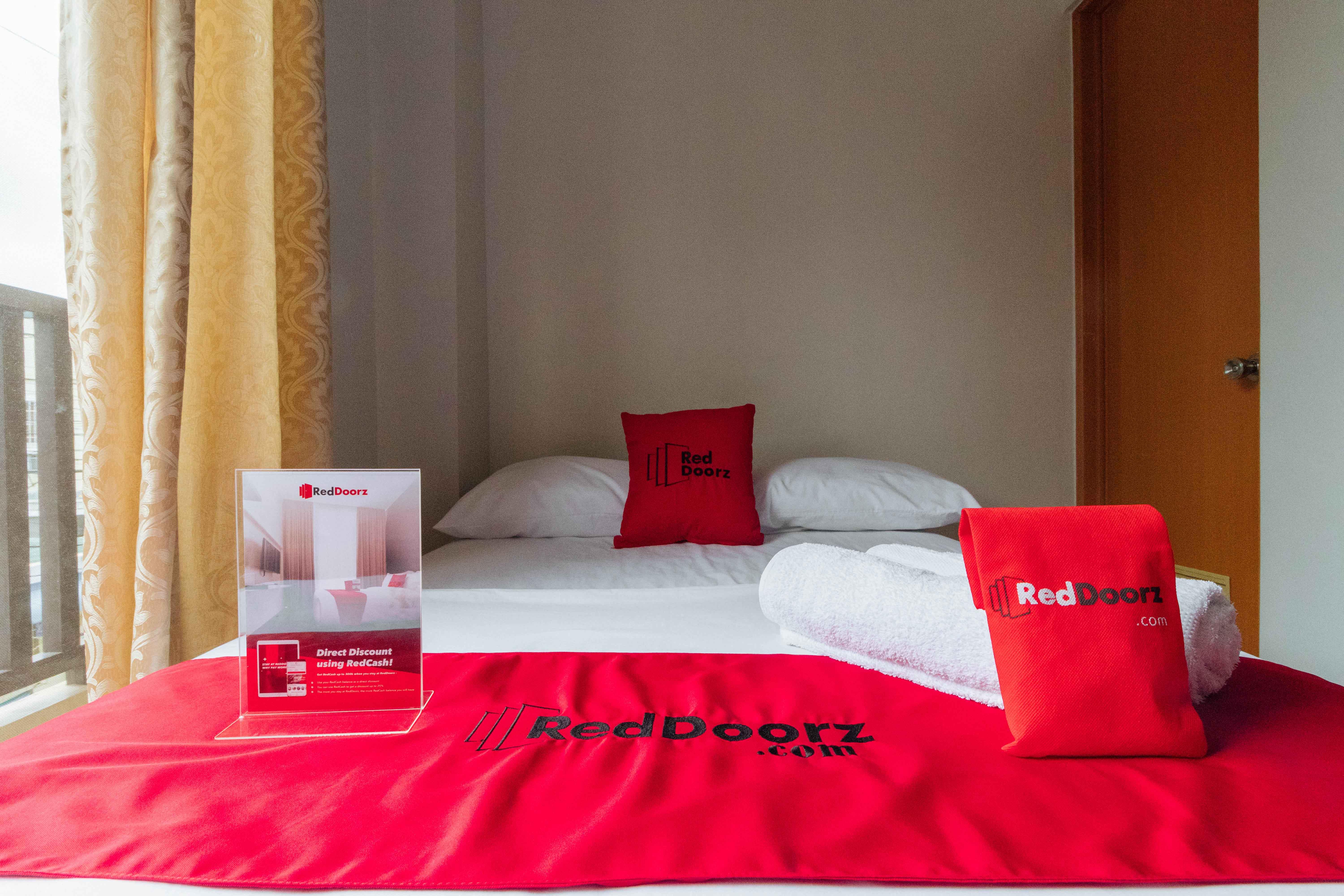מלון Paranaque City Reddoorz Near Naia Terminal 1 מראה חיצוני תמונה