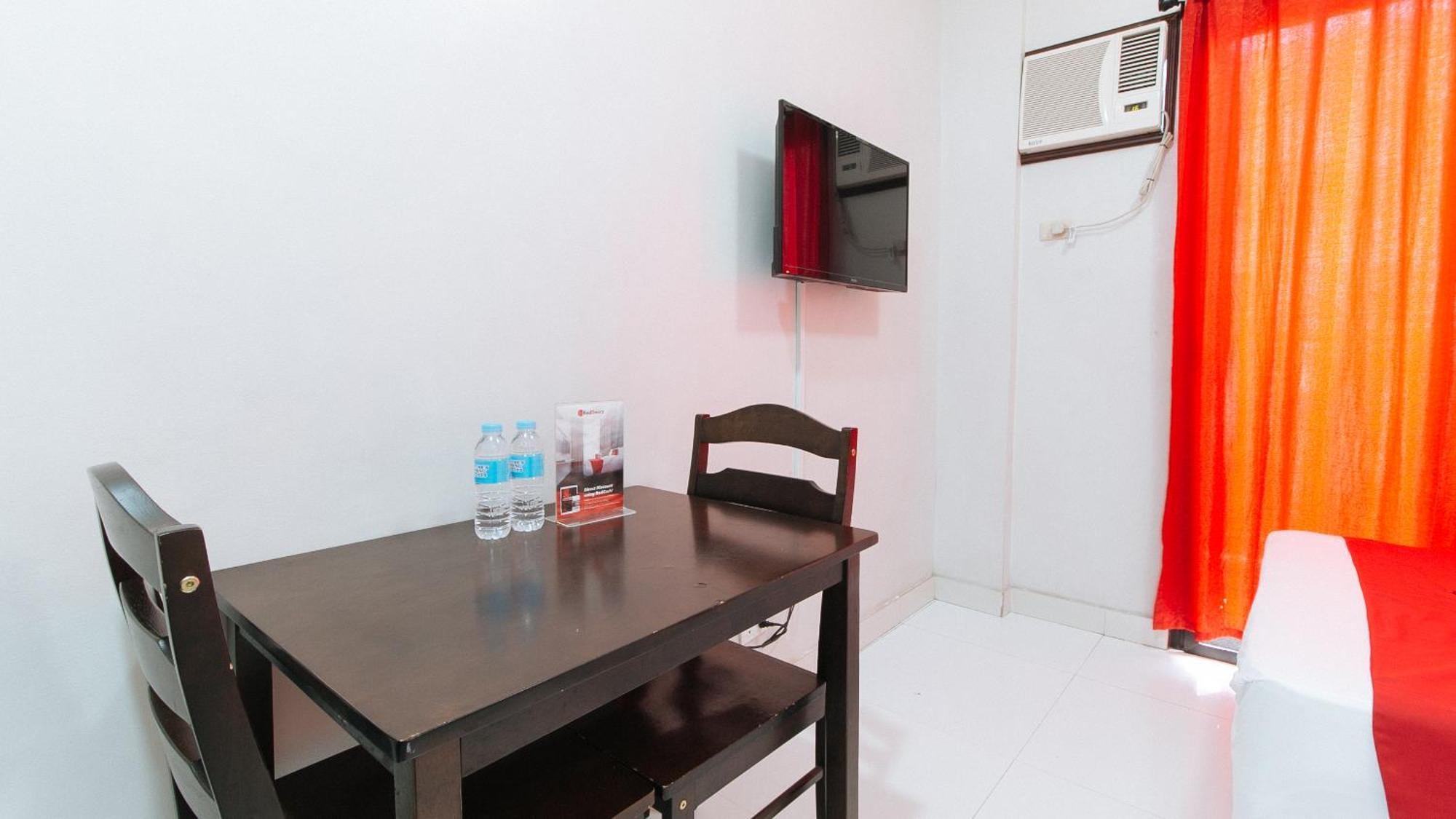מלון Paranaque City Reddoorz Near Naia Terminal 1 מראה חיצוני תמונה