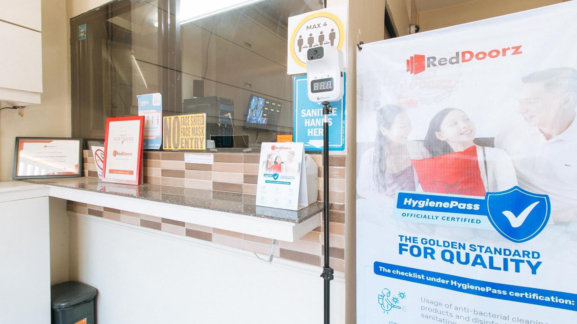 מלון Paranaque City Reddoorz Near Naia Terminal 1 מראה חיצוני תמונה